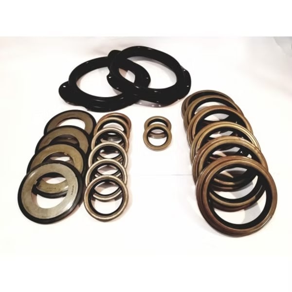 5 Ton 3 Axle w/Black Boots and Seal Kit (1 Front/2 Rear)